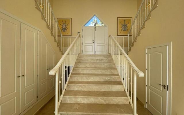 Villa Olga MARBELLA- GOLDEN MILE -Breathtaking SEA VIEW- PRIVATE POOL