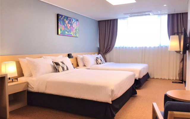 Days Hotel & Suites by Wyndham Incheon Airport