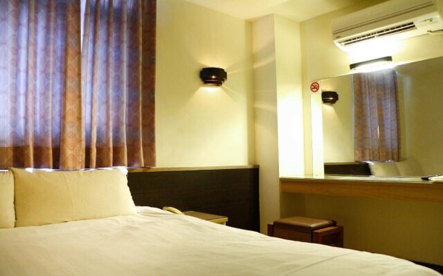 D.Y. Hotel