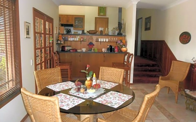 La Lagoon Bed and Breakfast