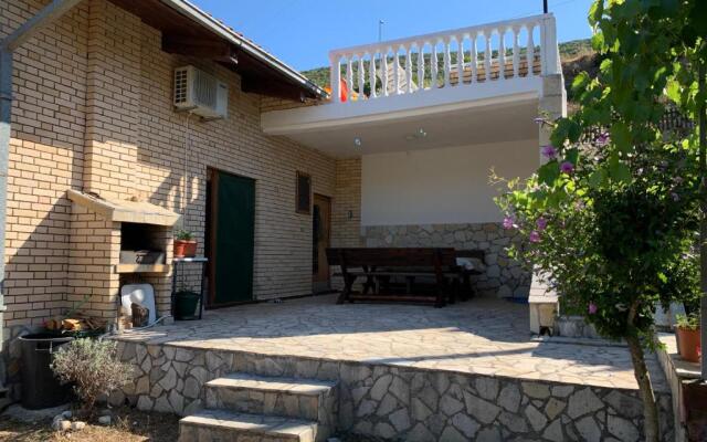 Holiday Home Bratica