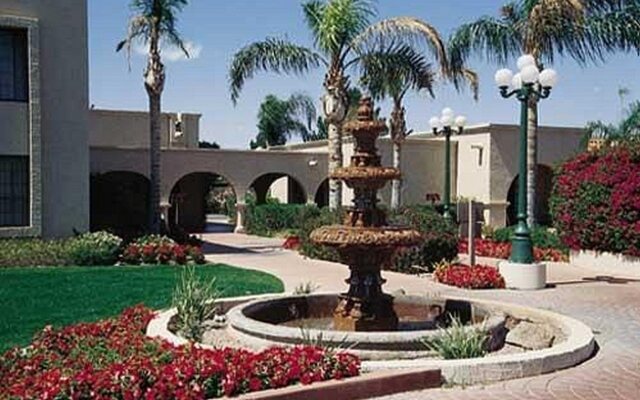 Dobson Ranch Inn & Suites LLC