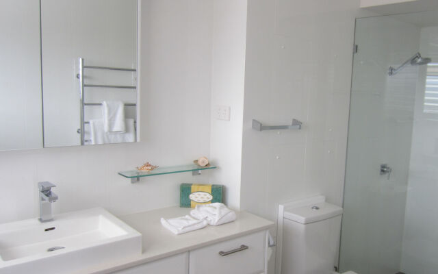 Burleigh Esplanade Apartments