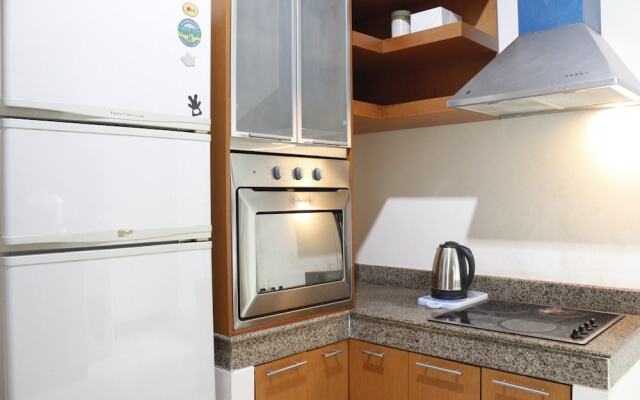 Spacious & Comfy 2BR at Galeri Ciumbuleuit Apartment