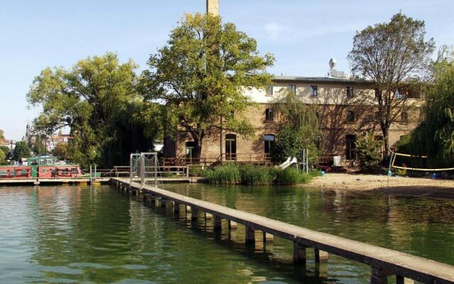 Seminar- und Gästehaus Flussbad Gartenstrasse