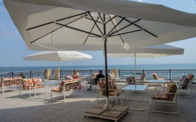 Shihov Hotel