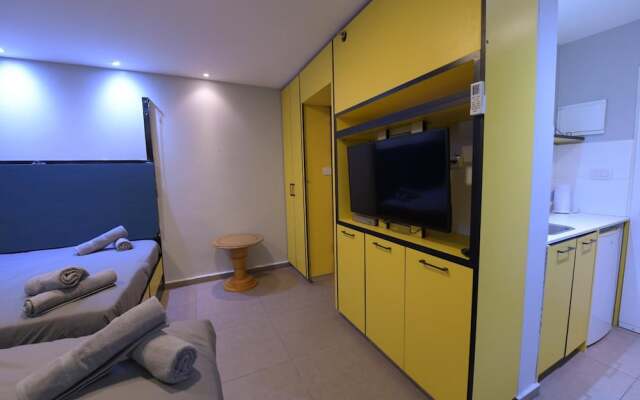 Amdar Hotel & Hostel