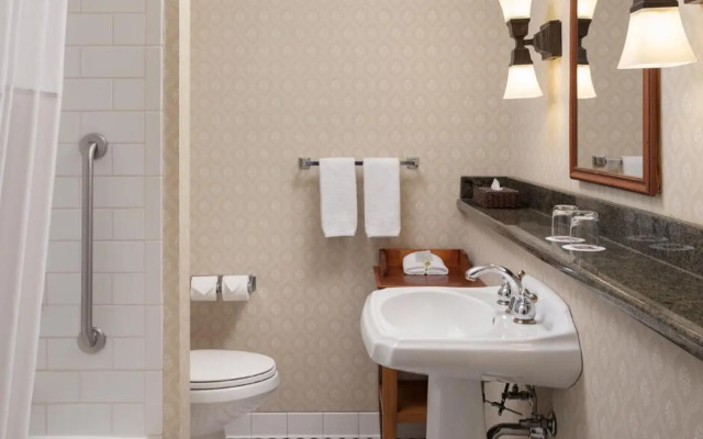 St. Eugene Golf Resort & Casino