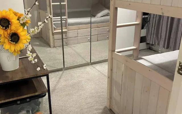 Cozy Stratford Retreat Near London