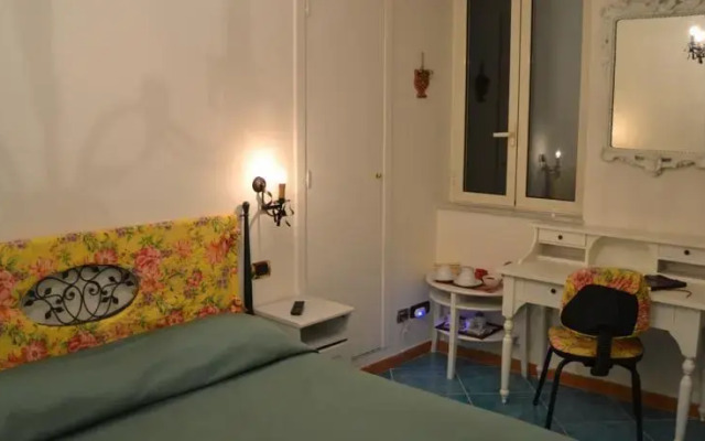 La Civetta Sul Comò B&B