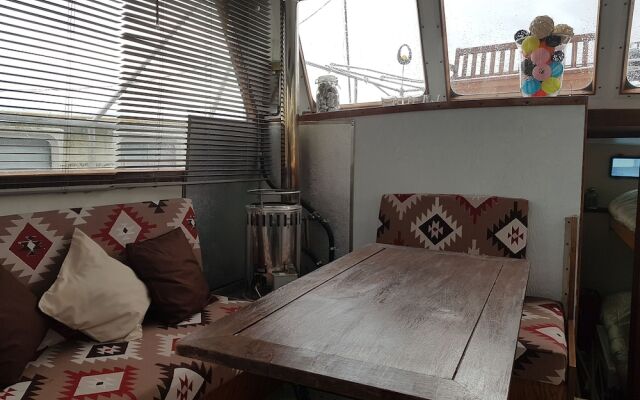 Bateau Eos