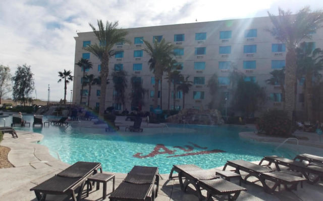 Avi Resort & Casino