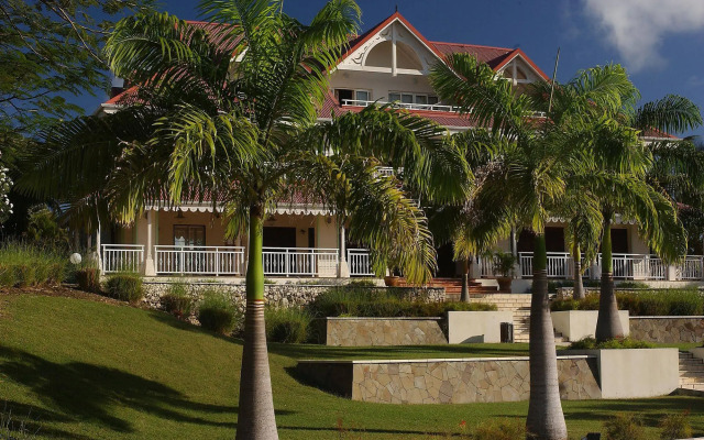 Pierre & Vacances Residence Premium Les Tamarins