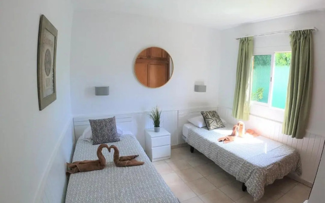 Precioso Bungalow 12