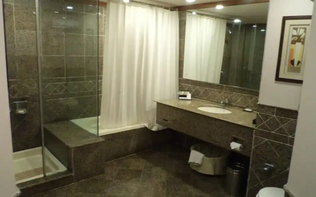 Fortune Inn Riviera Hotel