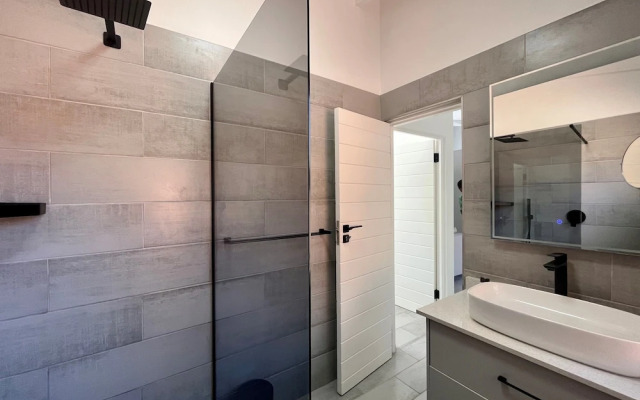 San Lameer Villa 1908