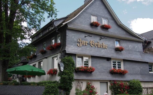 Land-gut-Hotel Zur Brücke