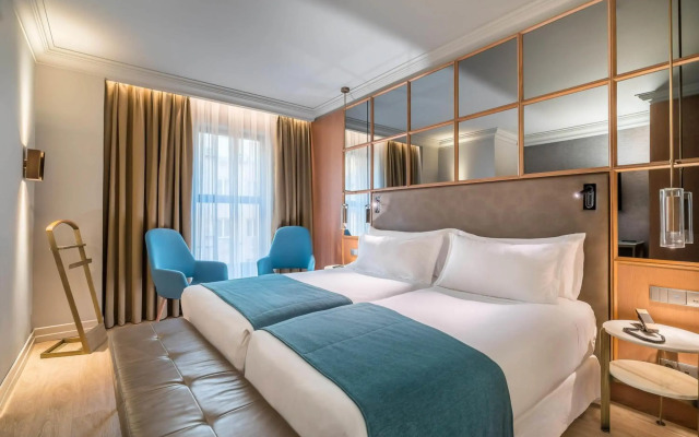 Отель Barceló Emperatriz