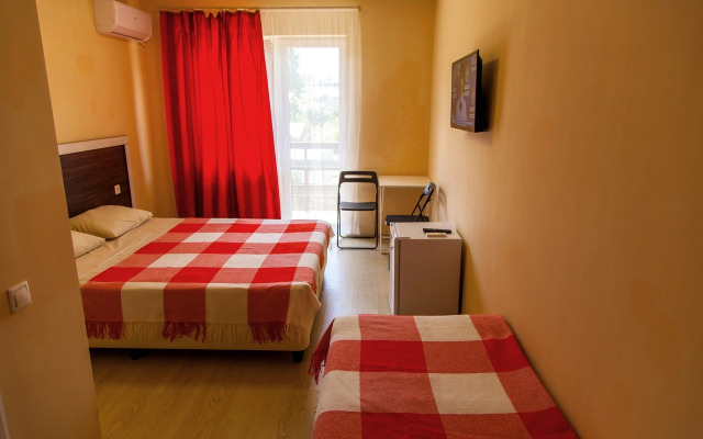 Juzhnyj bereg (Lermontovo)