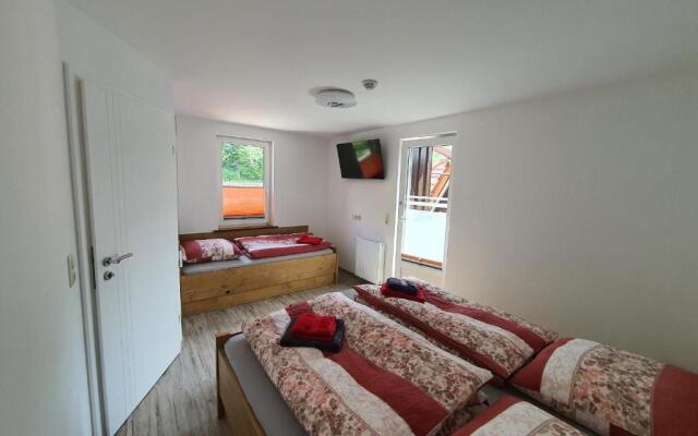 Numero1-Pension und Cafe