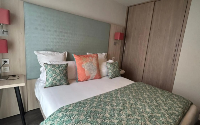 Residhome Paris-Guyancourt