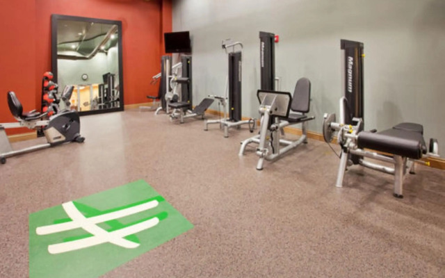 Holiday Inn Omaha Downtown - Waterpark by IHG