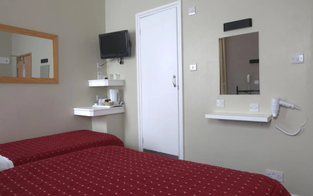 Central Hotel