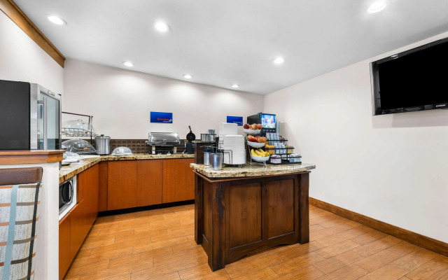 Best Western Driftwood Inn