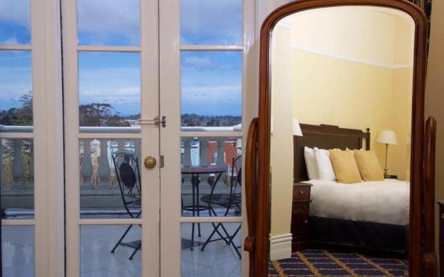 The Carrington Hotel