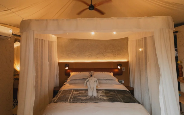 Nuyanaya River Camp