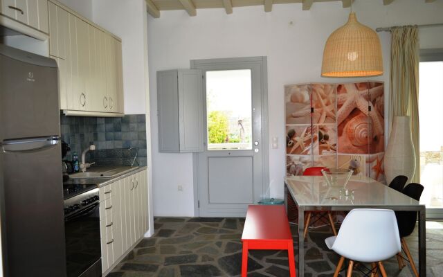 Sea Side Studios & Houses