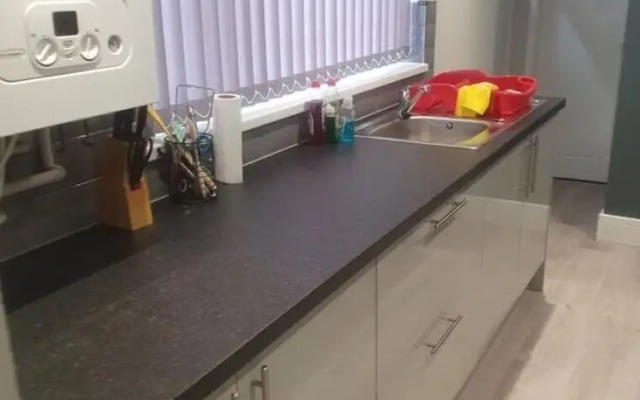Townhouse @ 11 Nicholls Street Stoke