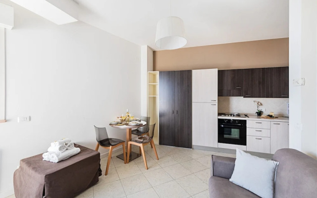 Residenza Miralago - 16 Domitilla - Locazione BK