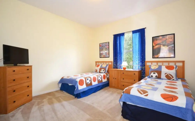 Tuscan Hills 215099