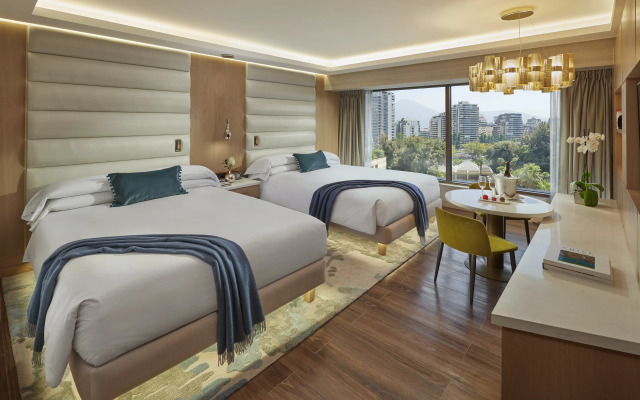 Mandarin Oriental, Santiago