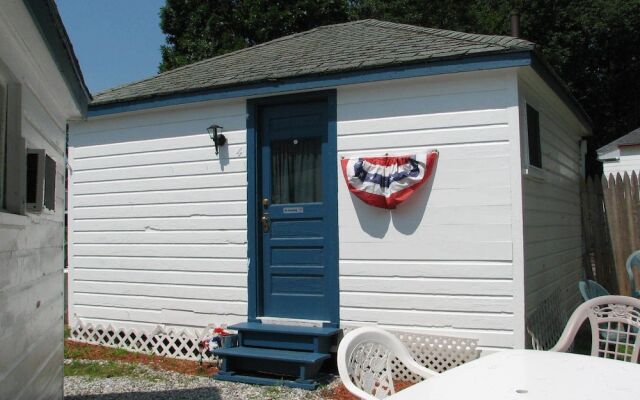 Lighthouse Cabins