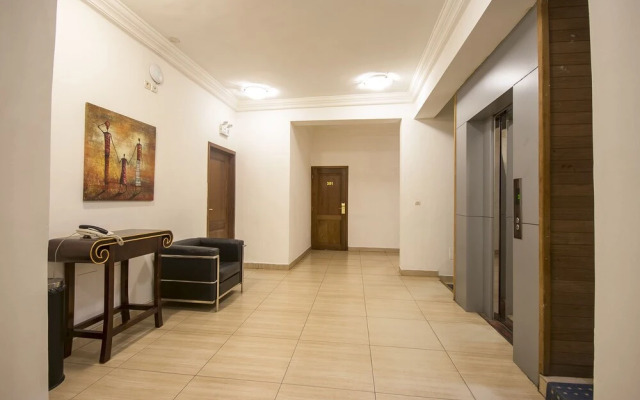 Leon Hôtel