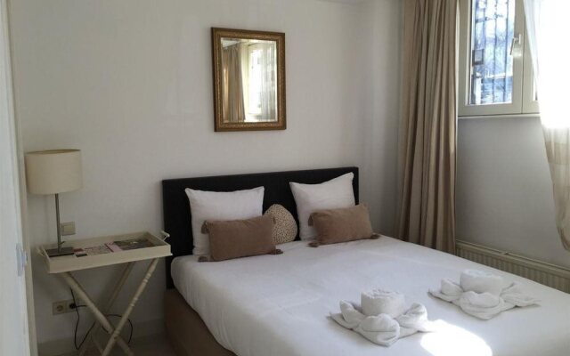 Bell's Rooms & Suites