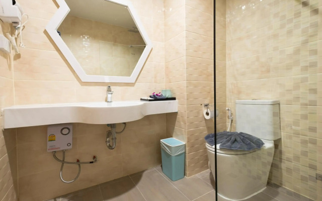 Town Inn Suites Hotel