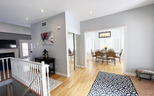 Vacation home beside the trails and Park