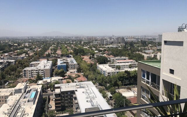 Plaza Ñuñoa - Metro Chile España