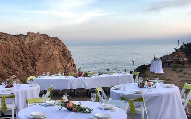 Baja Off the Grid, Luxury Nature Glamping Retreat