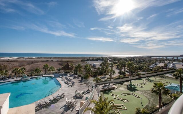 Crc0510 4 Bedroom Condo