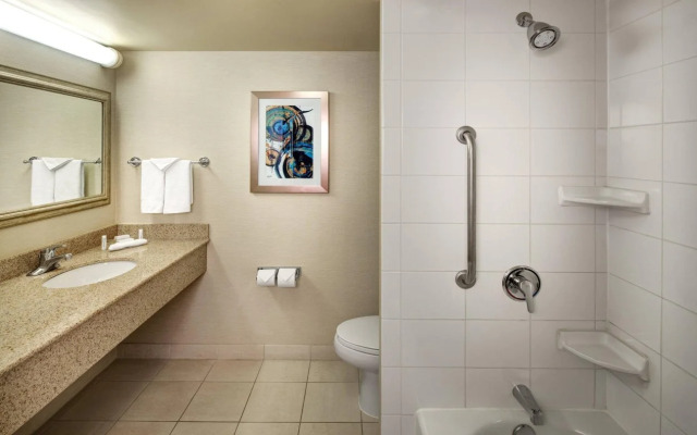 Fairfield Inn & Suites Brampton