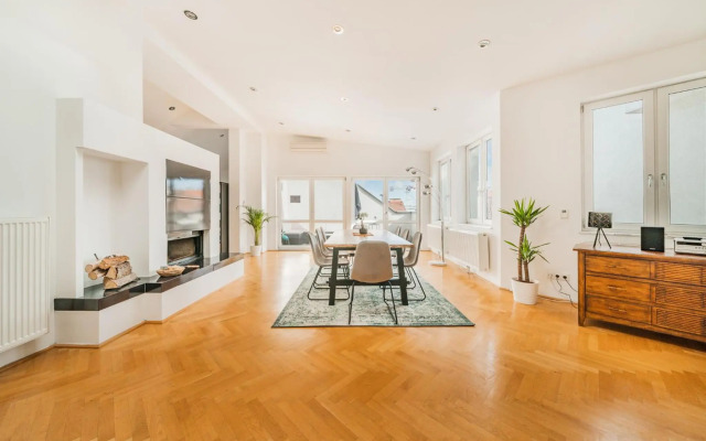 Penthouse apartment - Sauna - Terrasse - Kamin - AC