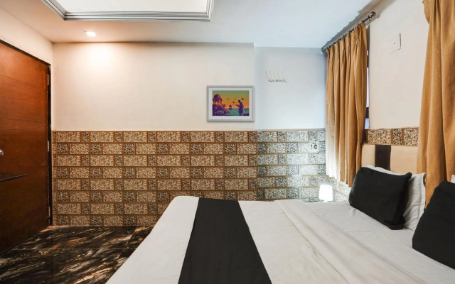 OYO 31911 Hotel Kanchan Palace