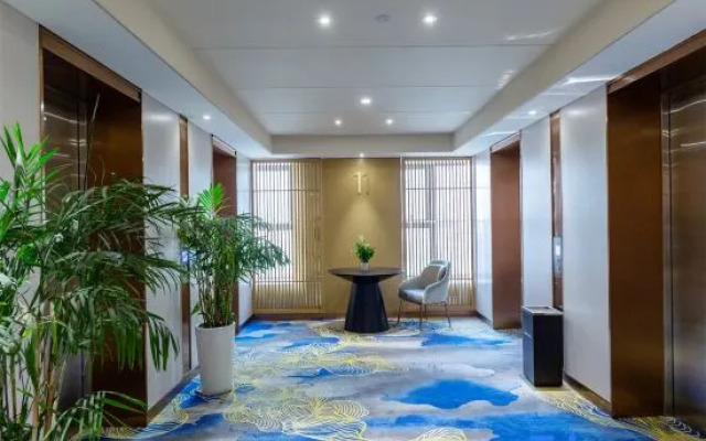 Baien City Leisure Apartment（Xiasha Longhu Tianjie store)