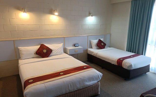 Admiral Nelson Motor Inn – Guest Rooms – Nelson Bay