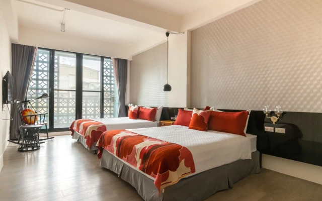 Apartment 321