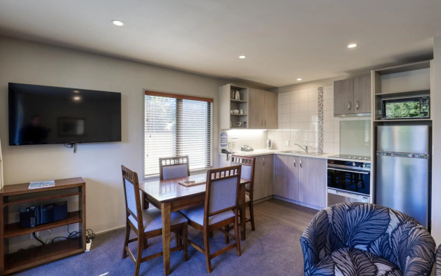 Garden Court Suites And Apartments
